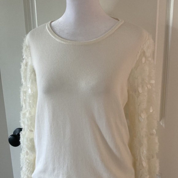 Alfani small white sweater - Picture 3 of 11